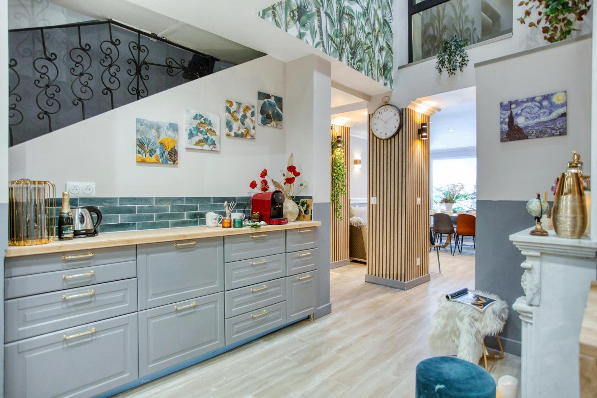 Elegant Triplex In Paris - Ideal For 10 - Aircon 외부 사진